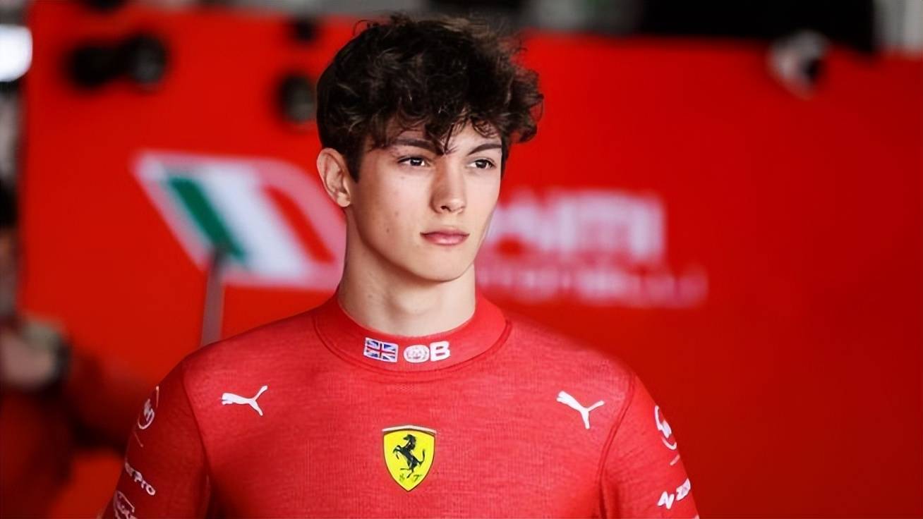 哈斯车队碾压红牛二队，塞恩斯点燃赛场