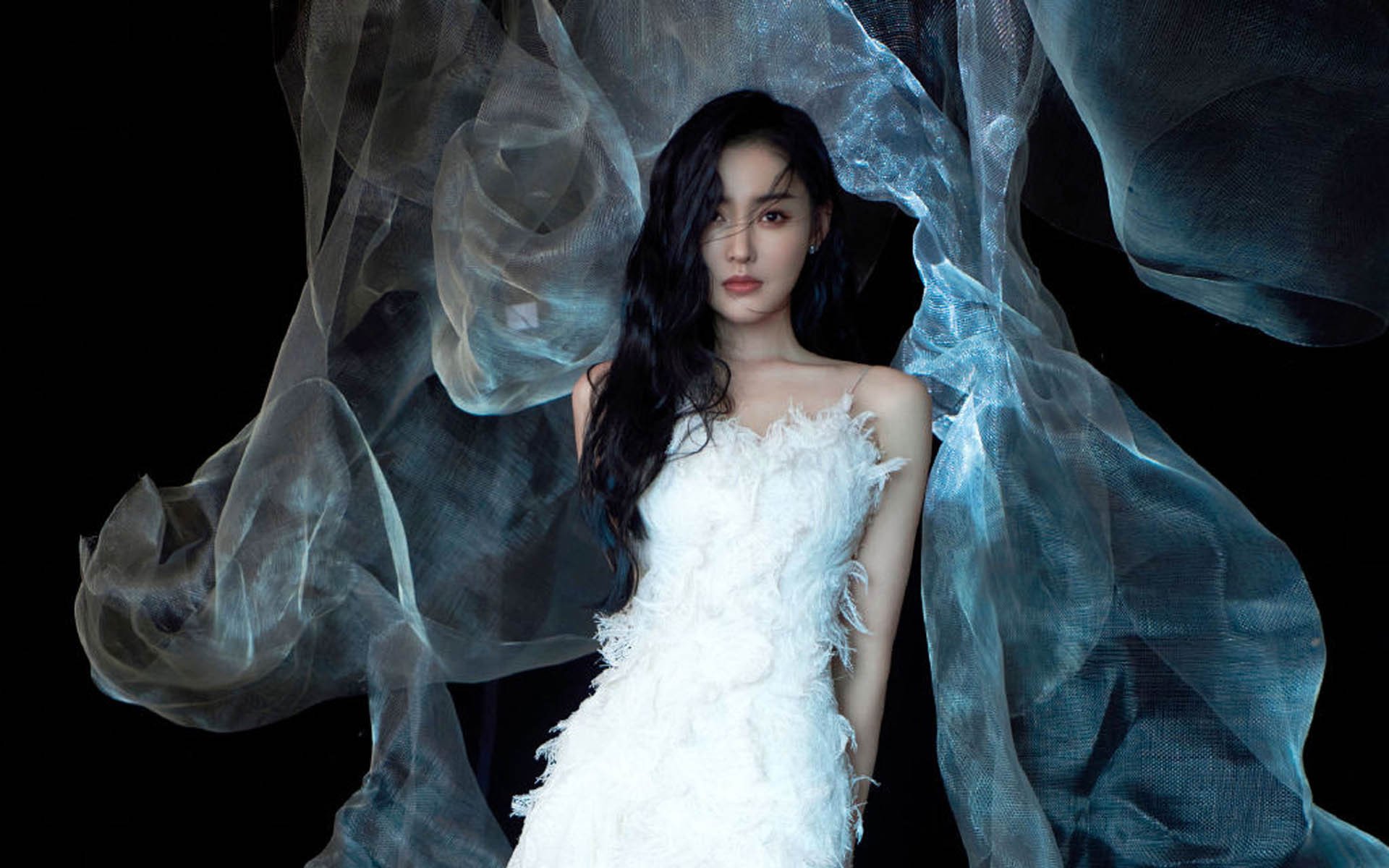 穆勒惊天两射一传！莱比锡红牛用一场胜利敲开东方之门