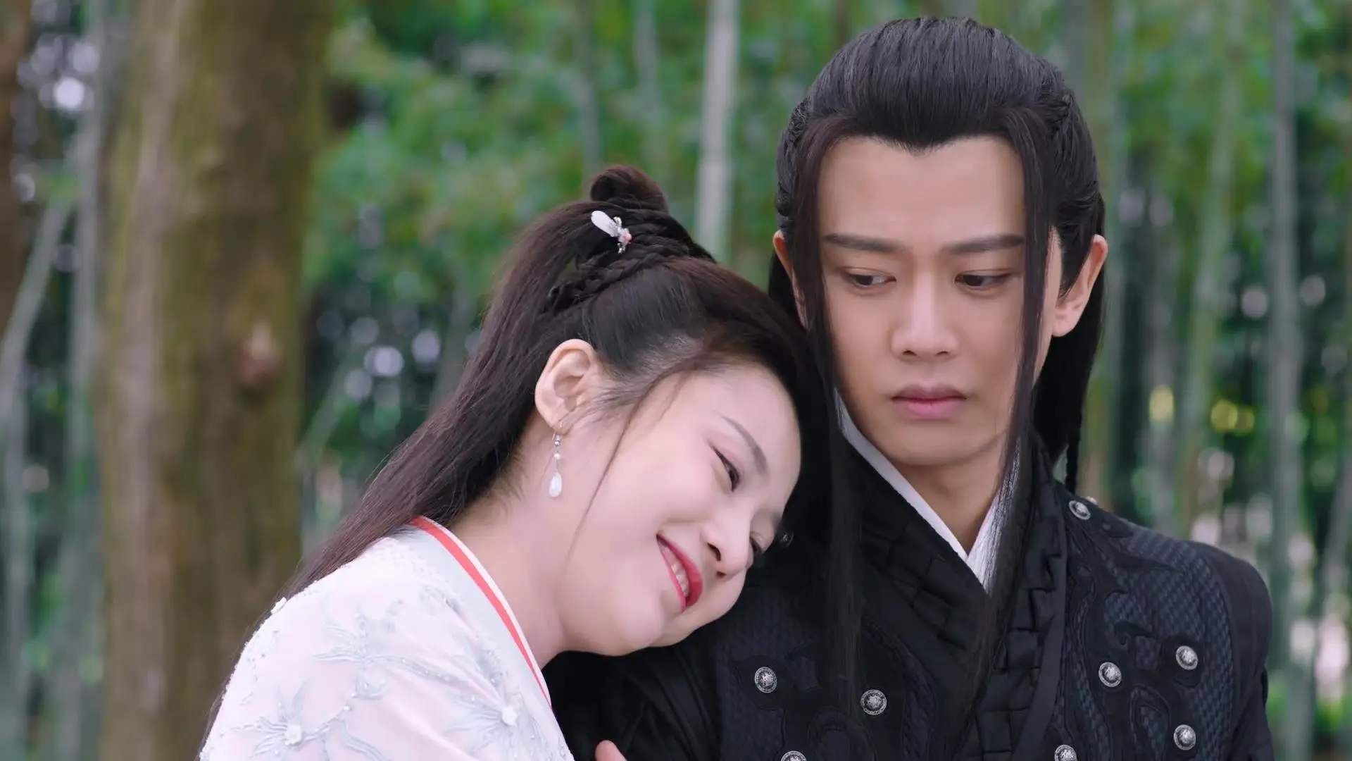 三分钟疾风骤雨，库里一波11-0个人秀，瞬间撕碎黄蜂防线