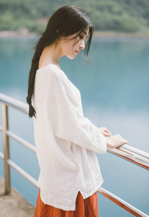 极致绽放—迪亚斯引领南美风暴，乌拉圭绿茵场碾压乌兹别克斯坦